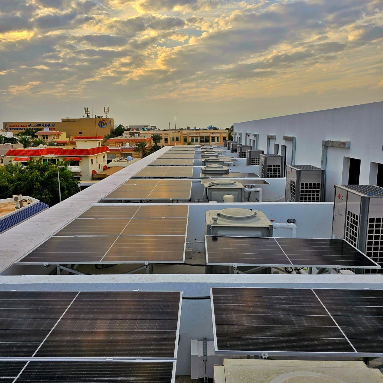 Rooftop array, 30 villas (88.24 kWp)
